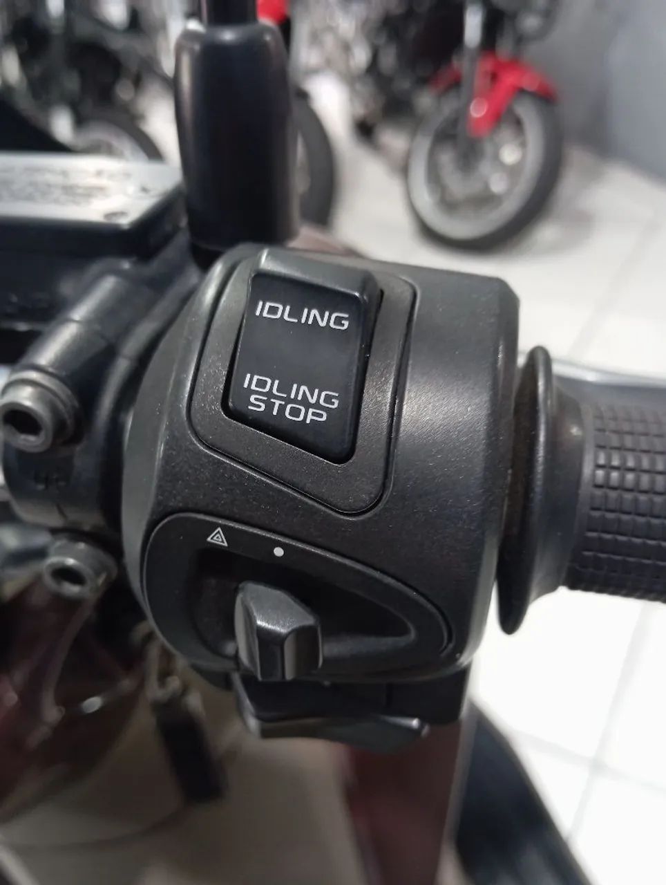 PCX 150 DLX 2018 TROCO E FINANCIO! - Foto 5