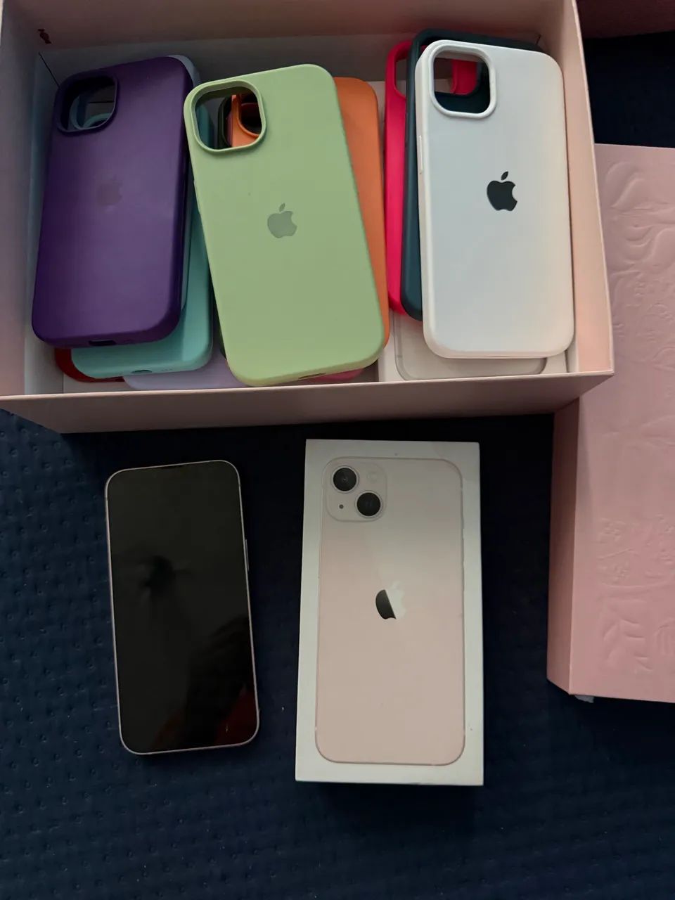 Vende se IPhone 13 128g