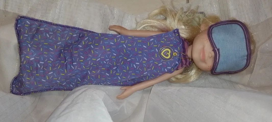 Boneca Polly Pocket Camping - Grande 40 cm - Foto 3