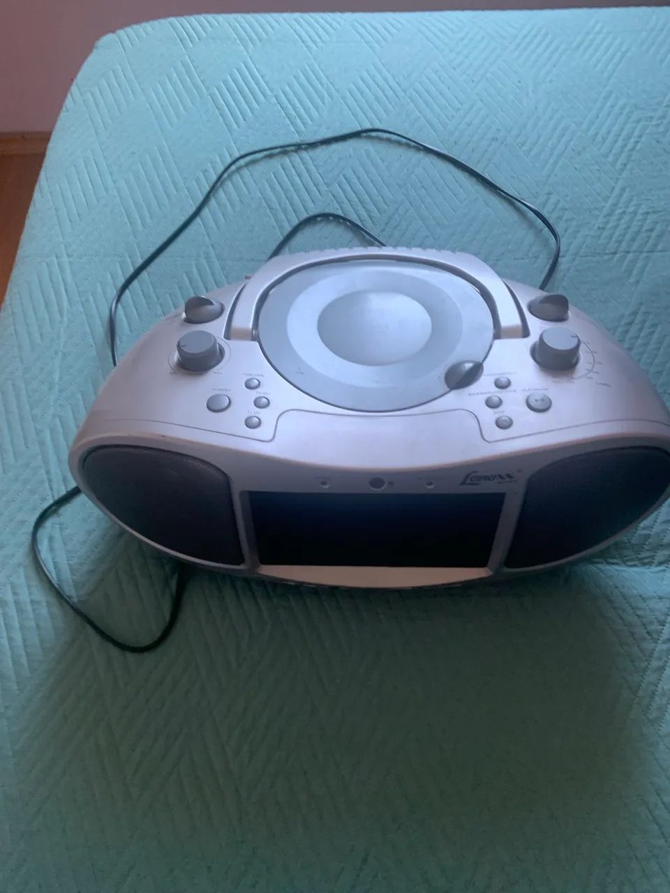 RADIO COM DVD PLAYER E TV /AM/FM BIVOLT