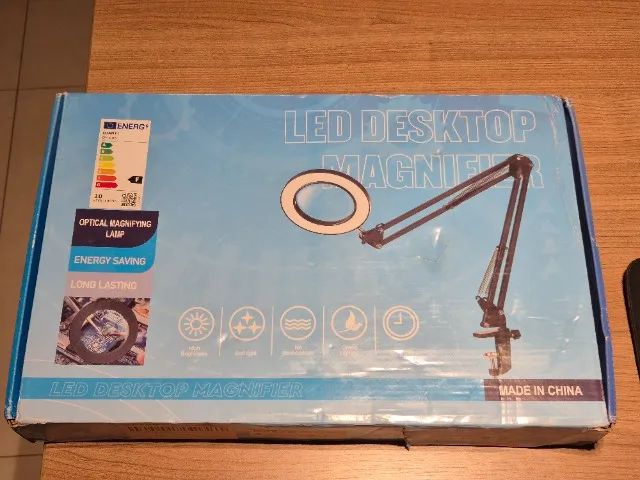 Lupa Luminária Articulável com 10X e LED - NOVO - Foto 3