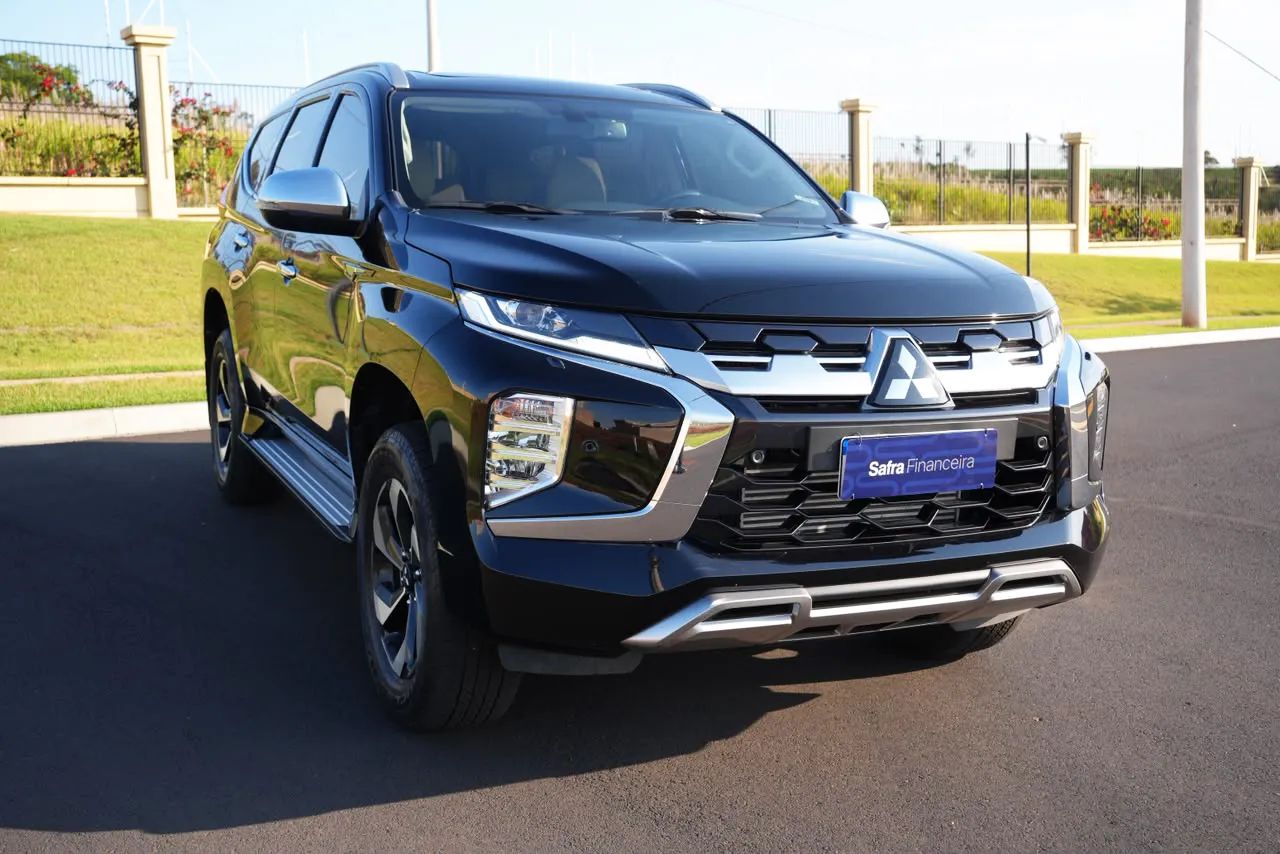 Mitsubishi Pajero Pajero Sport HPE-S 2.4 4x4 Diesel Aut. 2025