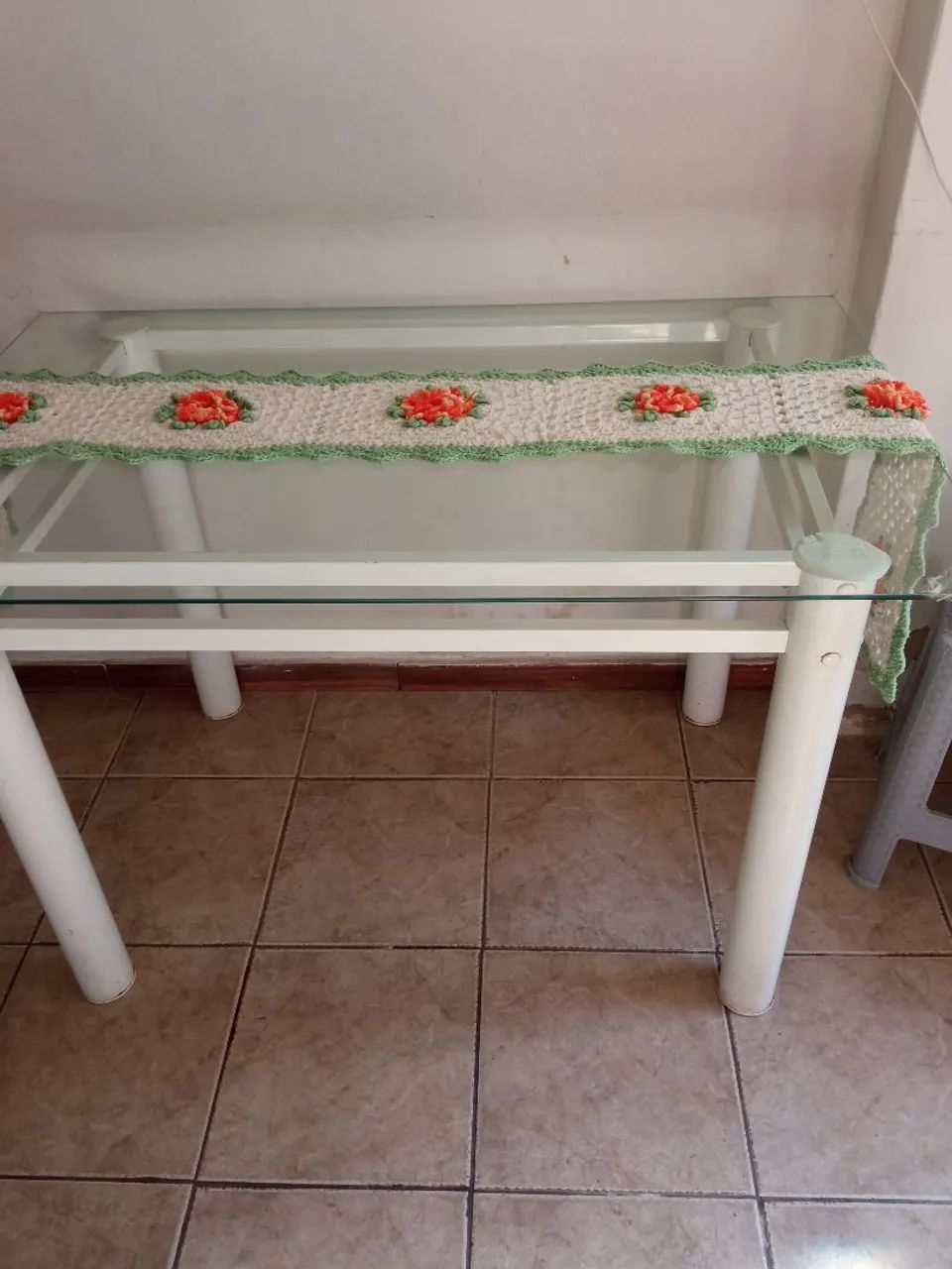 Caminho de mesa em crochê  - Foto 3