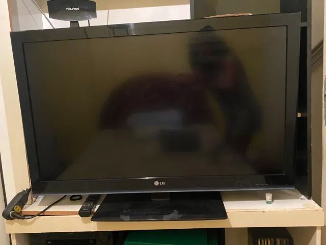 TV LG 48 POLEGADAS (NÃO É SMART)