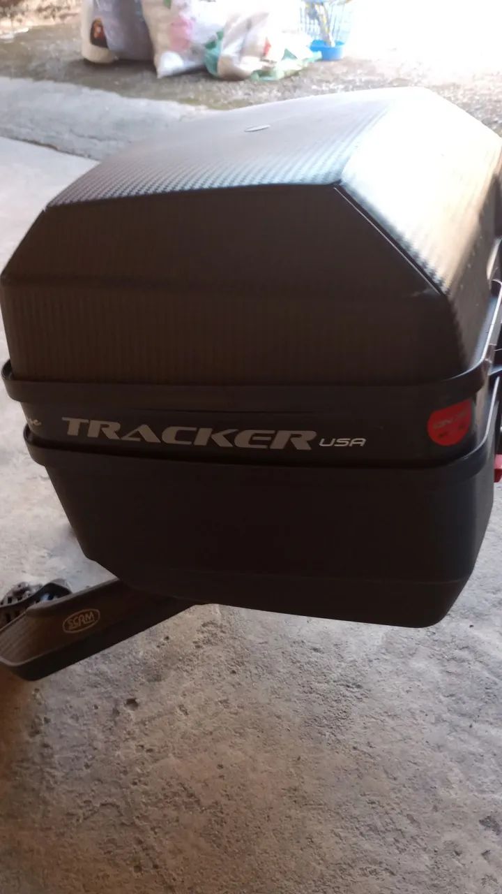 Baú  Tracker com suporte scam da Twister 300 - Foto 2