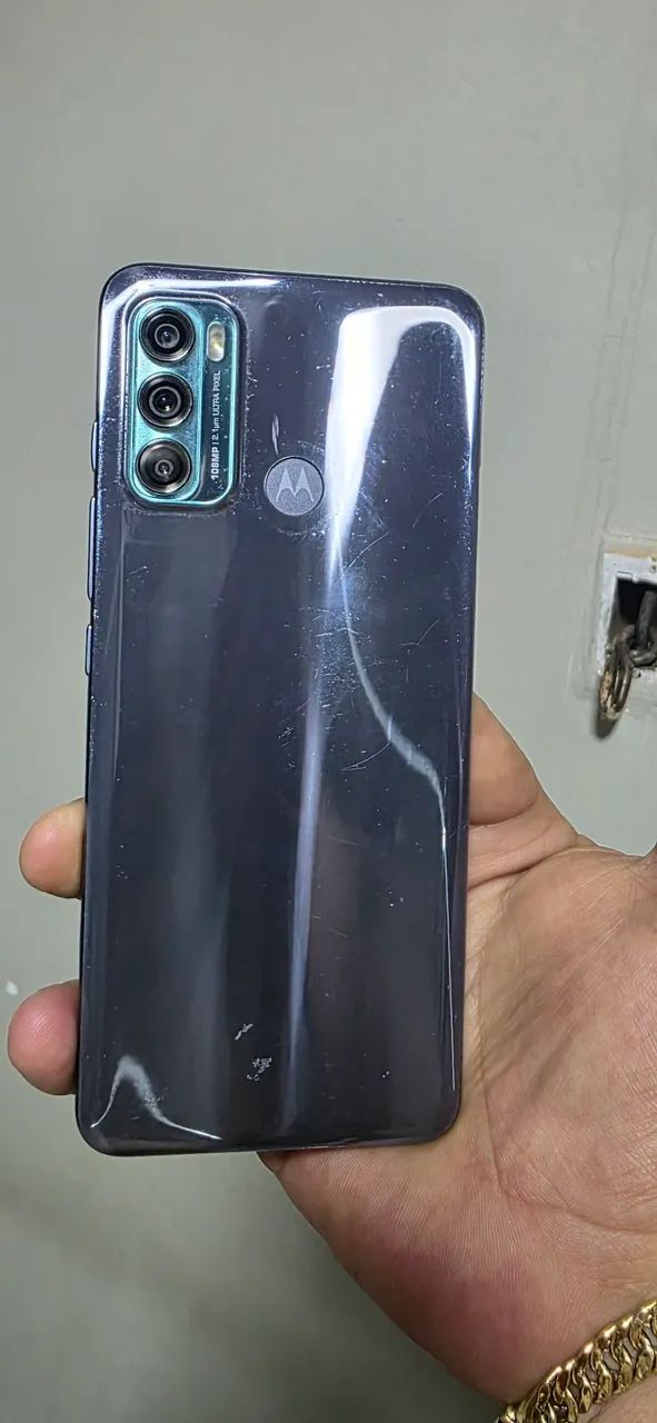 VENDO CELULAR MOTOROLA MOTO G60 AZUL COMPLETO FUNCIONANDO PERFEITAMENTE  - Foto 2