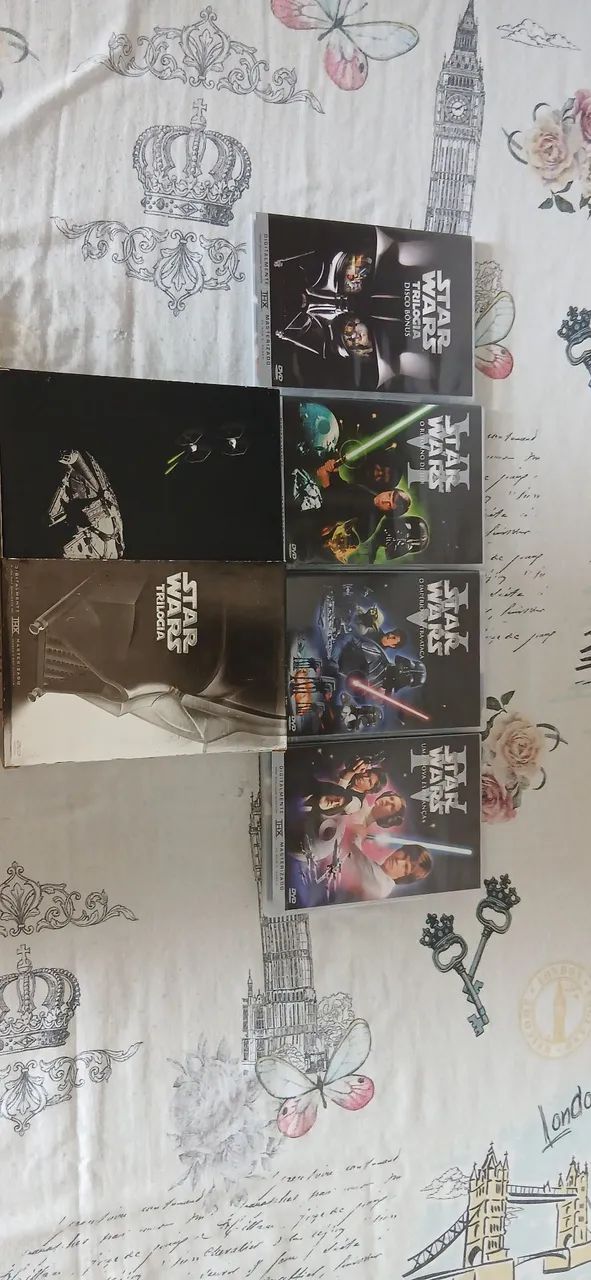 2 trilogias Star Wars com Box  - Foto 2