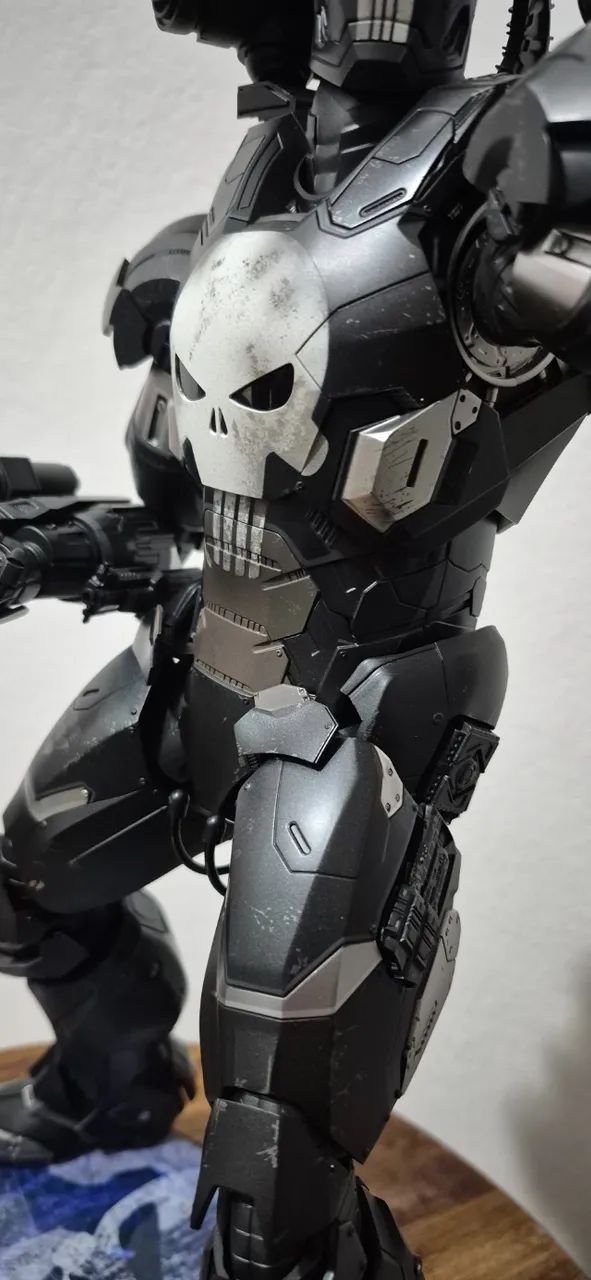 Hottoys The Punisher War Machine 1/6 - Foto 3