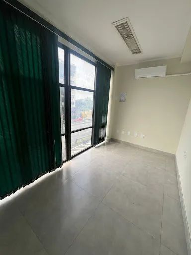 Sala para alugar, 184 m² - Cavaleiros - Macaé/RJ - Foto 2