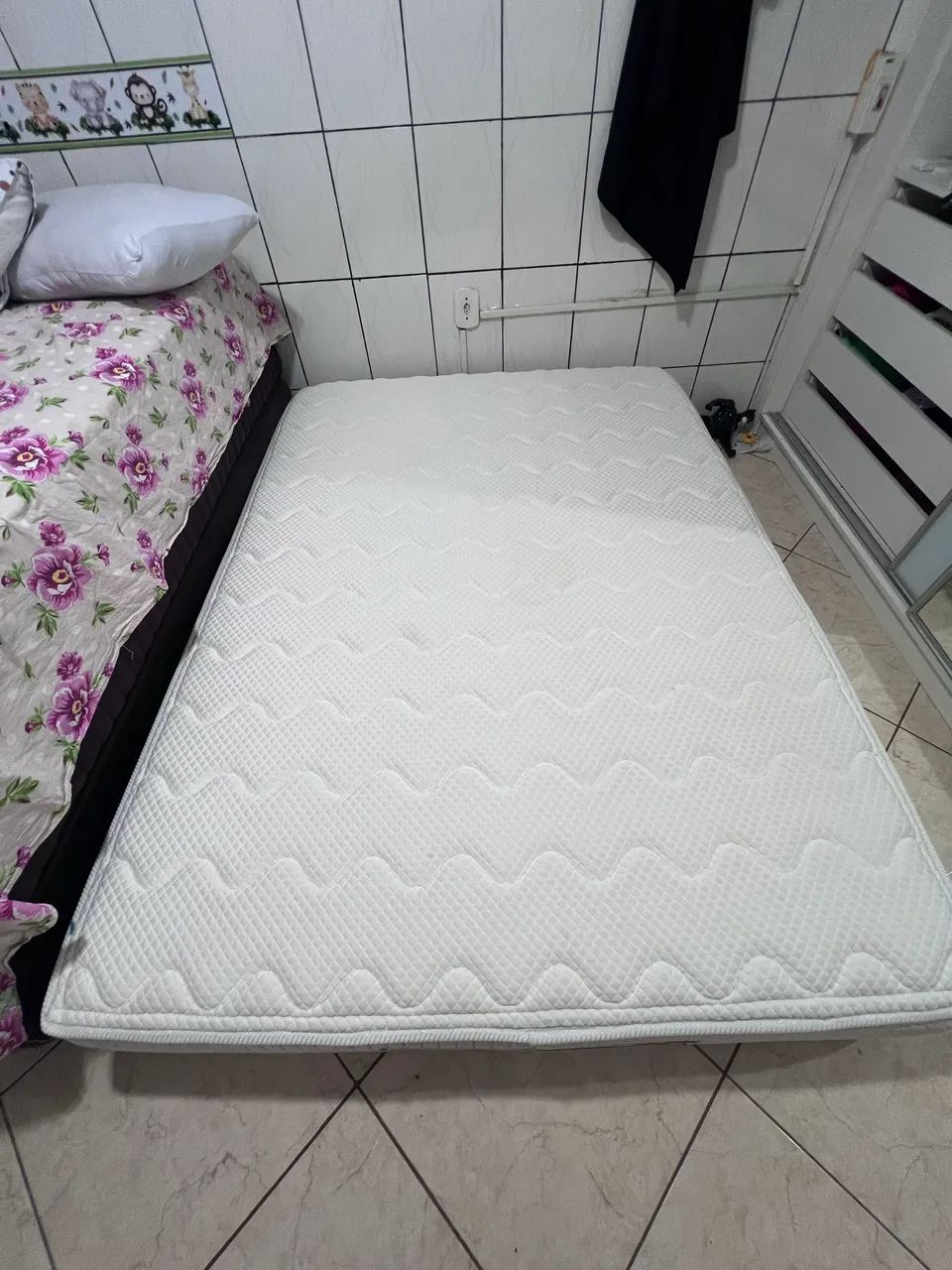 Colchão Ortobom semi novo 