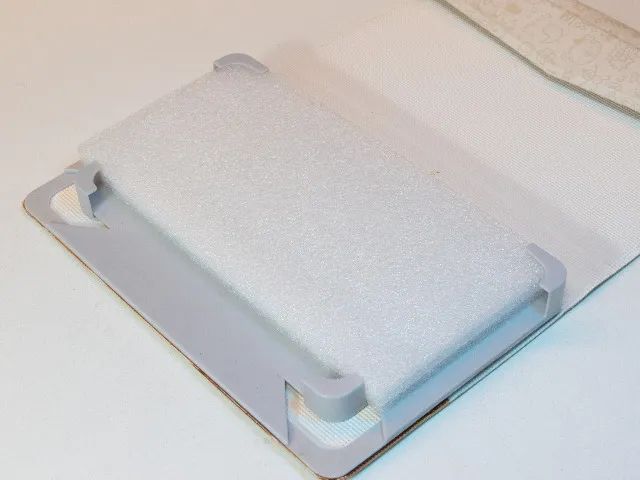 Capa Couro Tablet - Feminina 7"ou 9" - Foto 2