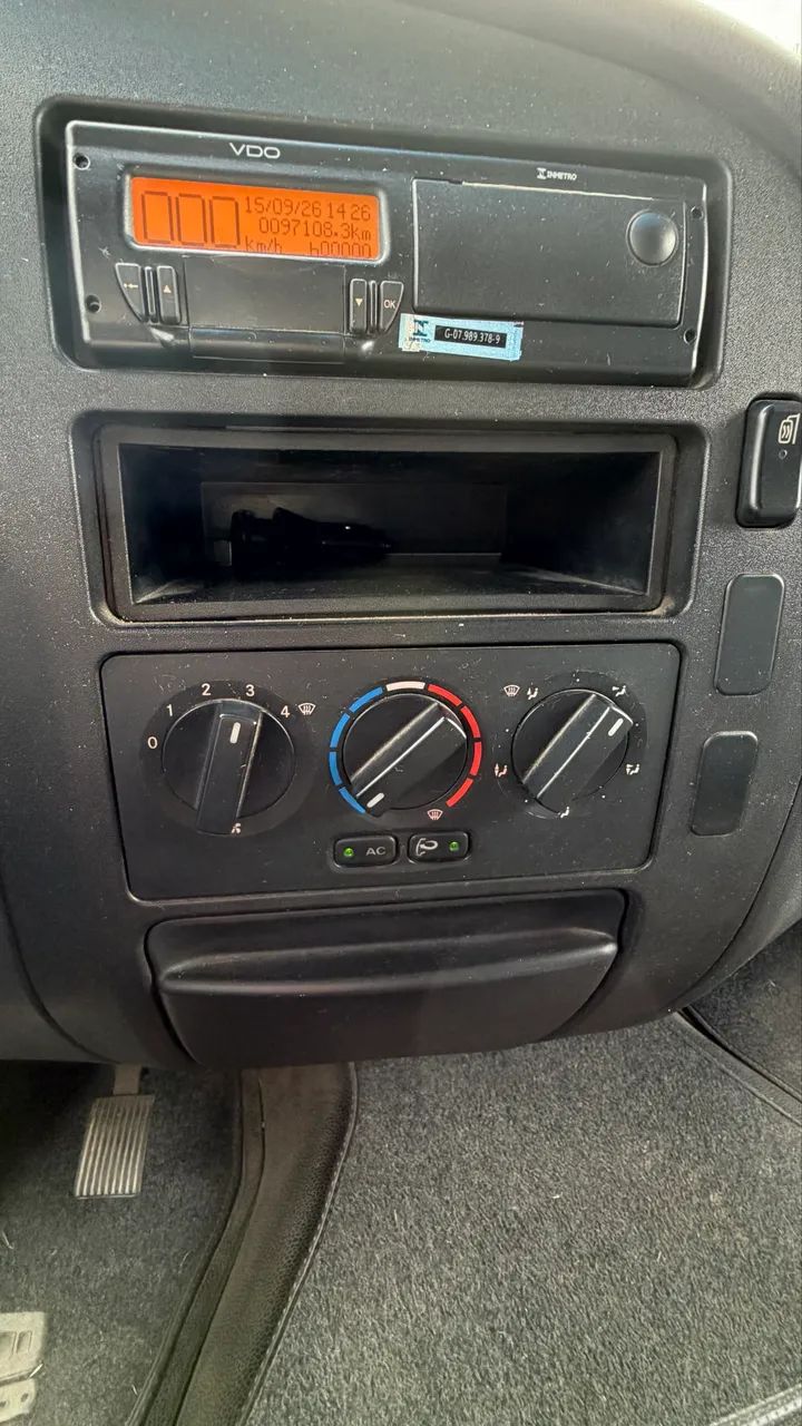 Accelo 1016/39 completo com 97.000km  - Foto 4