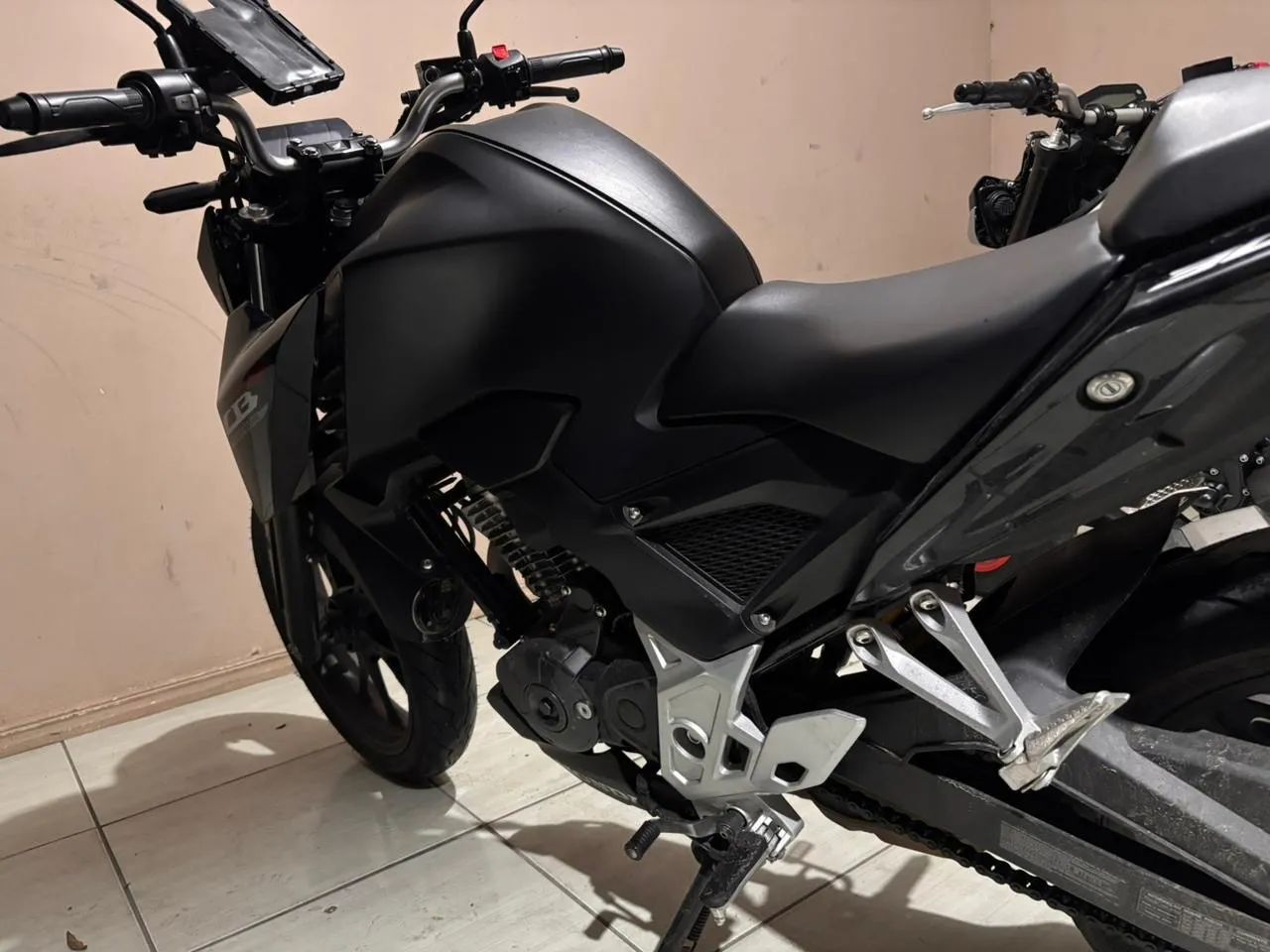 2025 HONDA CB 300F TWISTER CBS - Foto 5