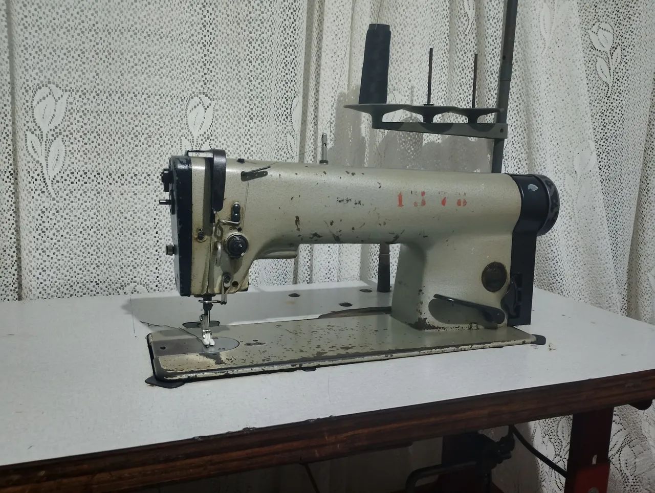 Máquina de costura industrial  - Foto 3