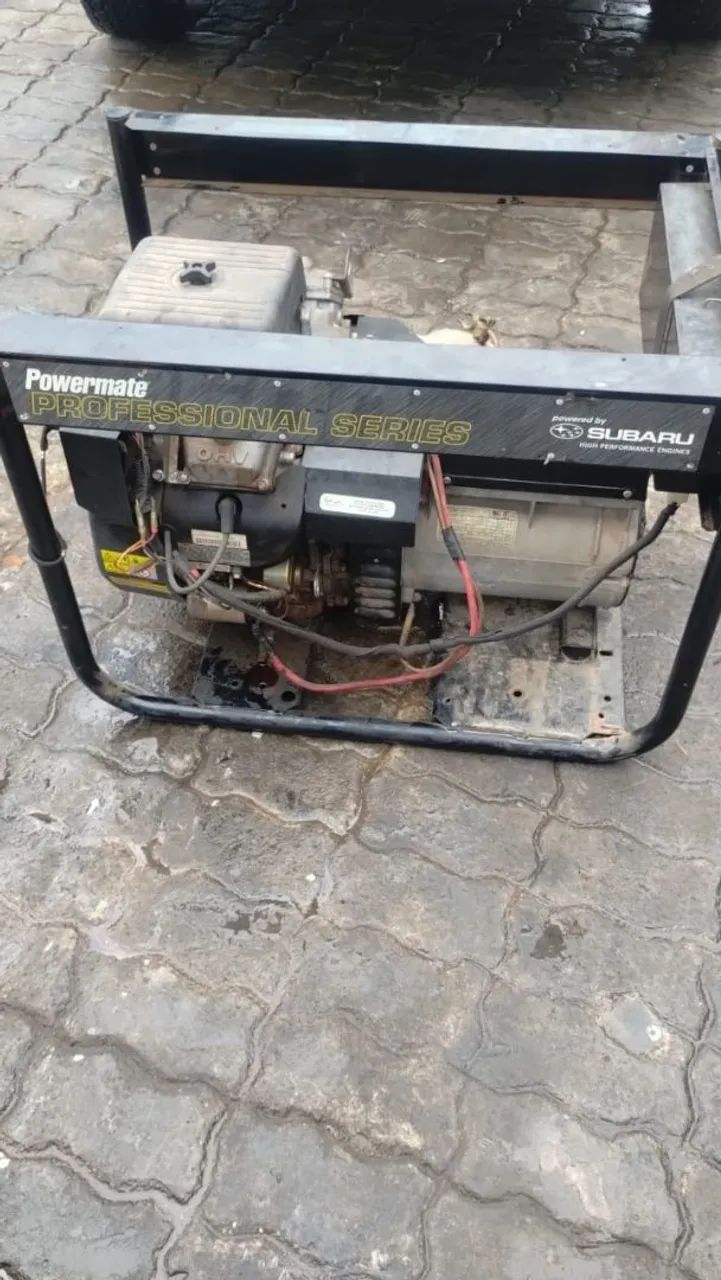 Vendo um gerador de luz 