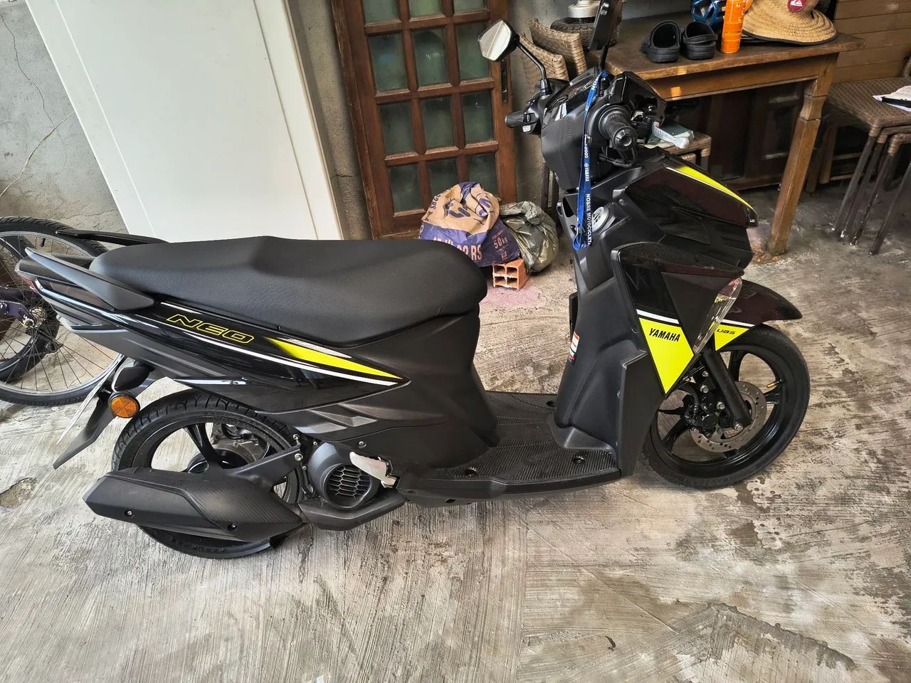 Vendo neo estado de zero km