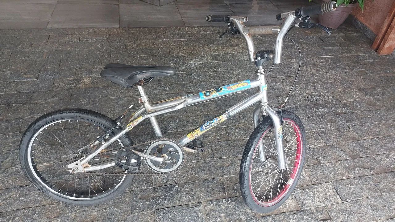 Bicicleta BMX Infantil Cromada Aro 20 (usada) - Foto 4