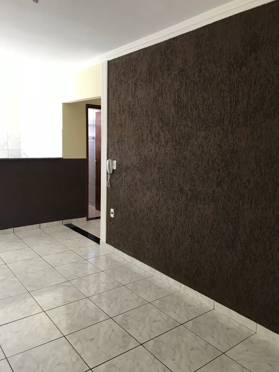 Apt com dois quartos e varanda! Sem condomínio!  - Foto 2