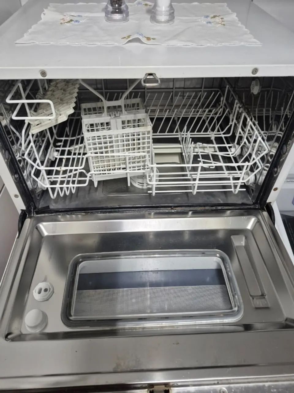 Lava Louças Electrolux LE06A - Foto 4