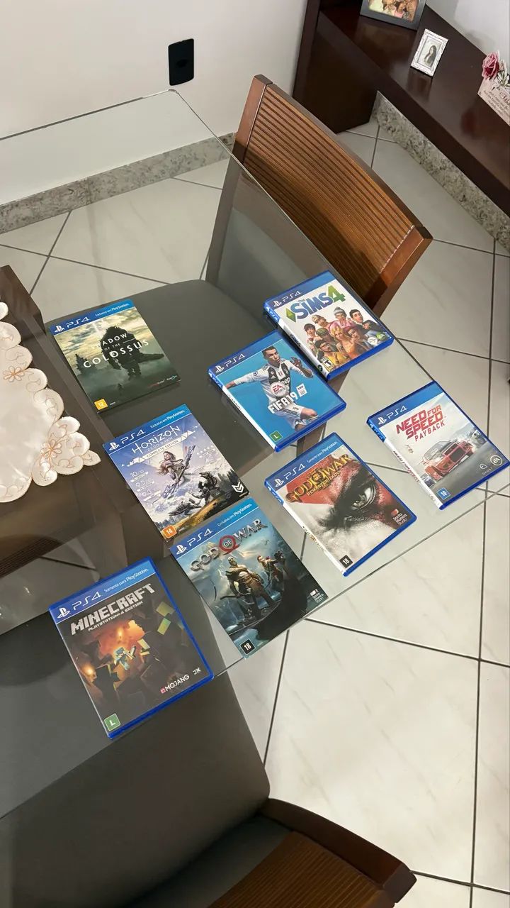 Vendo PS4 1TB - Foto 2