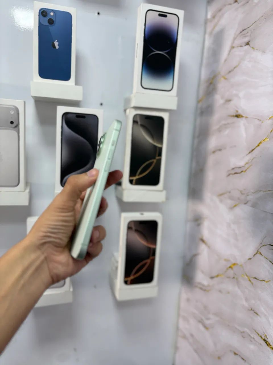 iPhone 15 Plus - 128GB ( Verde )  - Foto 3