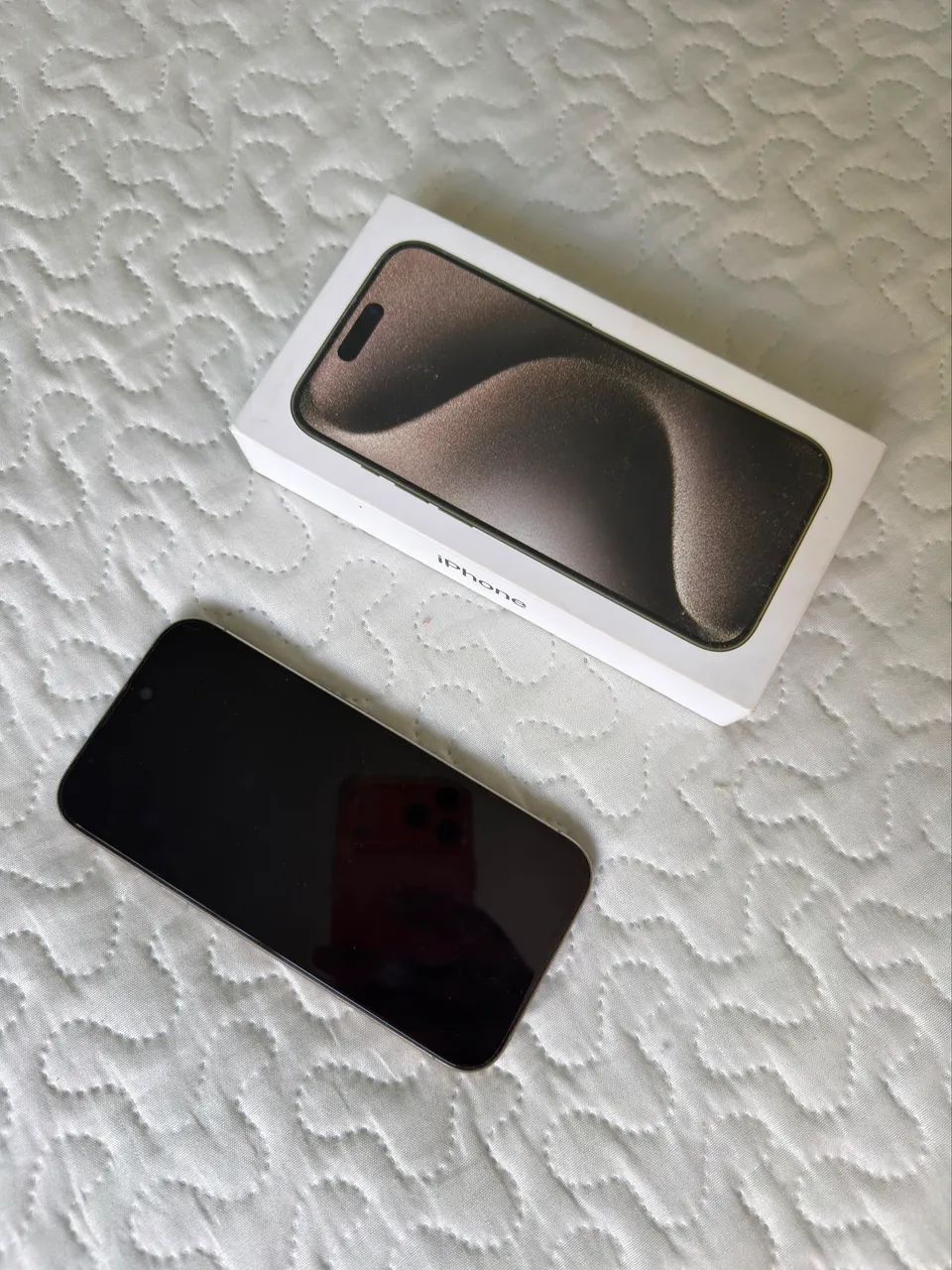 IPHONE 15 pro - Foto 2