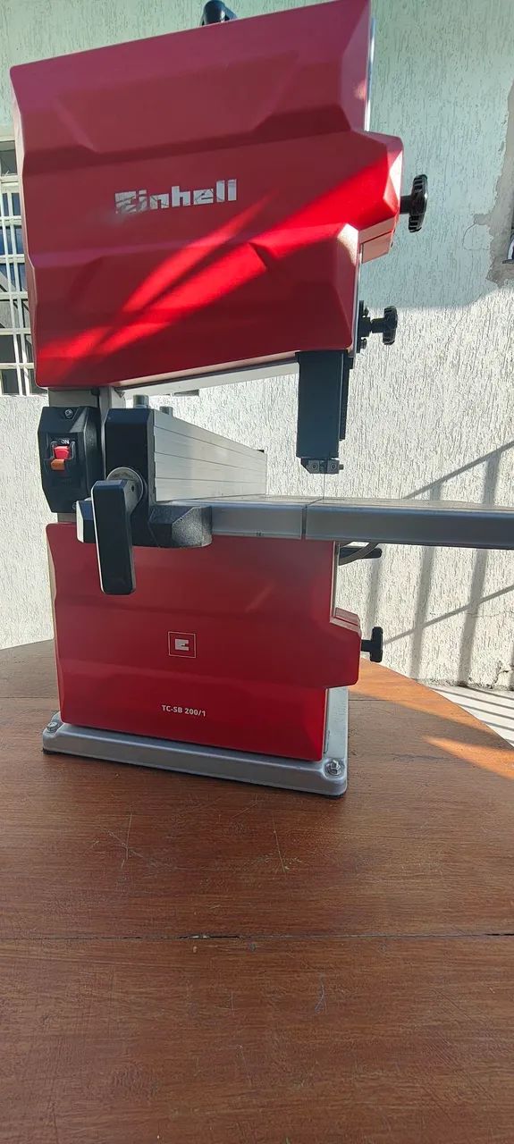Serra de fita Einhell 250W 127V seminova - Foto 2