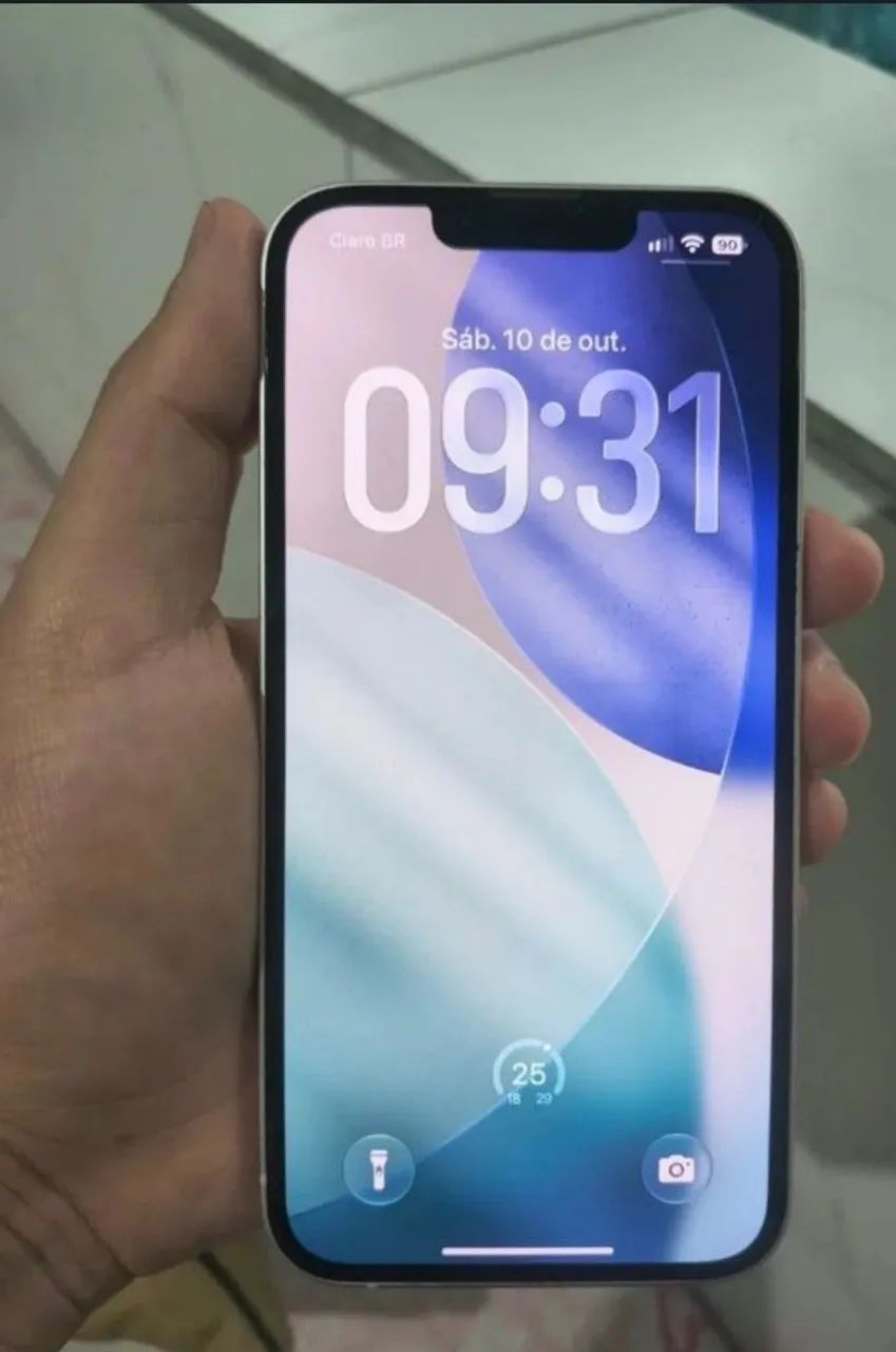 iPhone 13