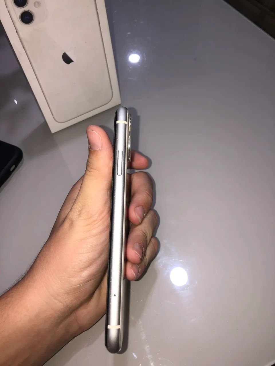 IPhone 11 - 64 GB - Na caixa - Foto 2