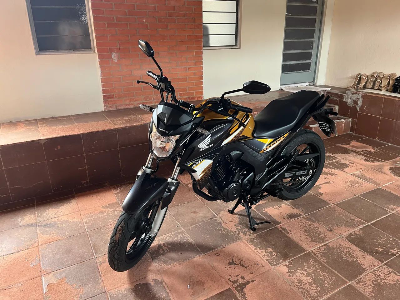 CB 250 2020 com ABS  - Foto 2