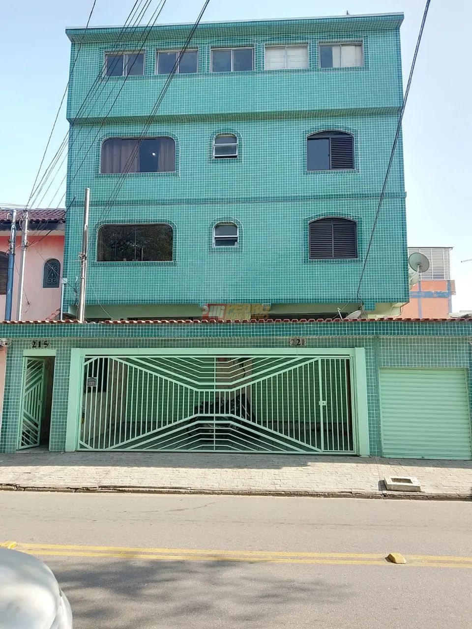 Prédio Comercial e Residencial no Bairro Rudge Ramos em São Bernardo do Campo.