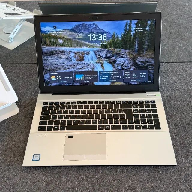 Notebook VAIO  - Intel Core i7 de 8ª geração, 8GB RAM, SSD 256GB e tela de 15.6 polegadas - Foto 5