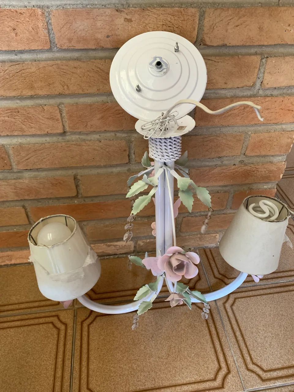 ? Lustre Infantil / Quarto de Bebê ?