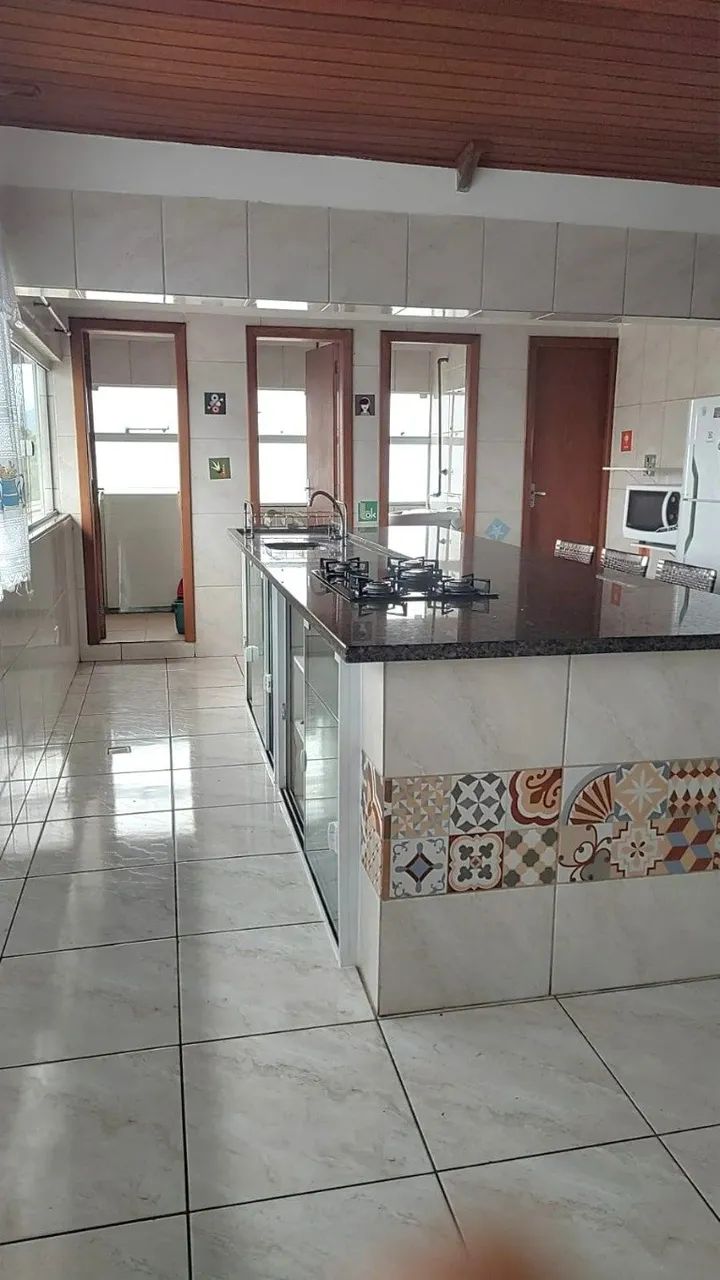Prédio Residencial à Venda em Canasvieiras - Florianópolis