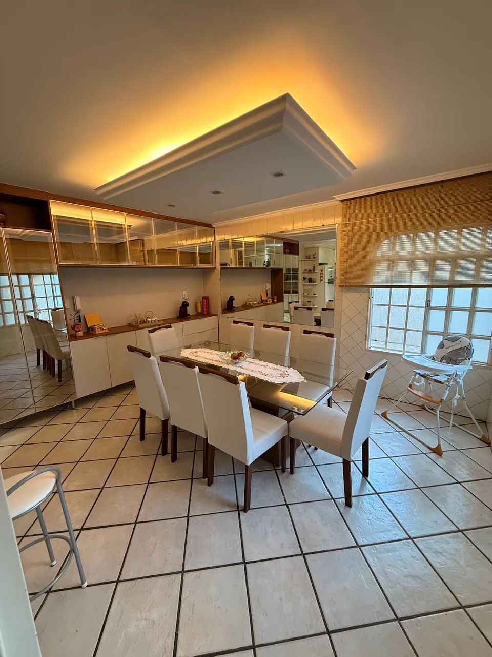 Vendo excelente casa no Setor Sul do Gama. 