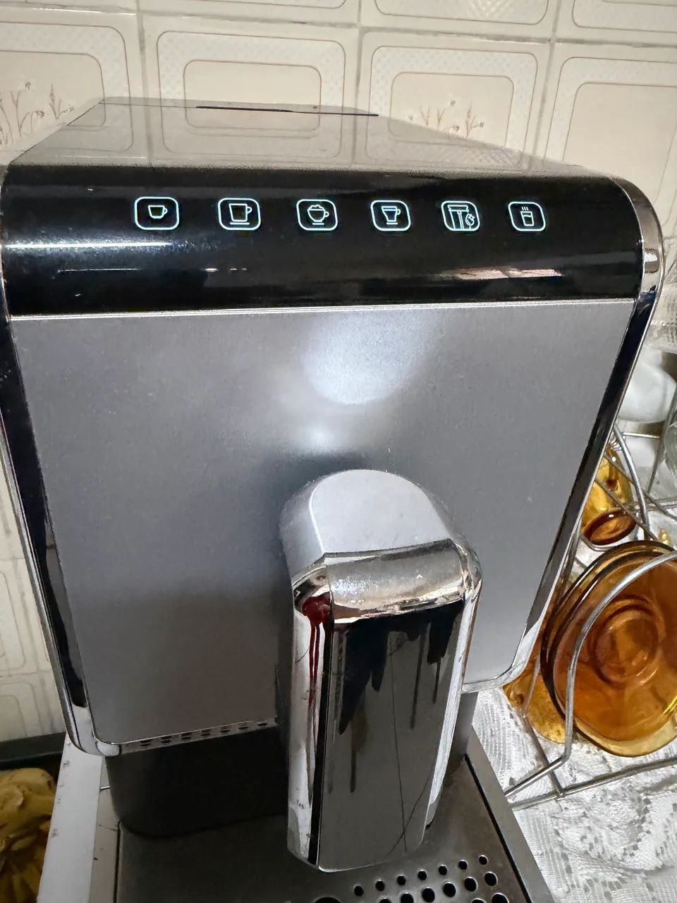 Cafeteira Expresso Automática Oster Moedor Integrado