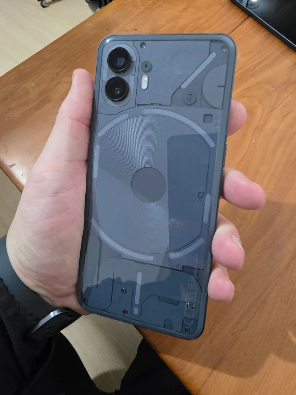 Nothing Phone 2 - Foto 4
