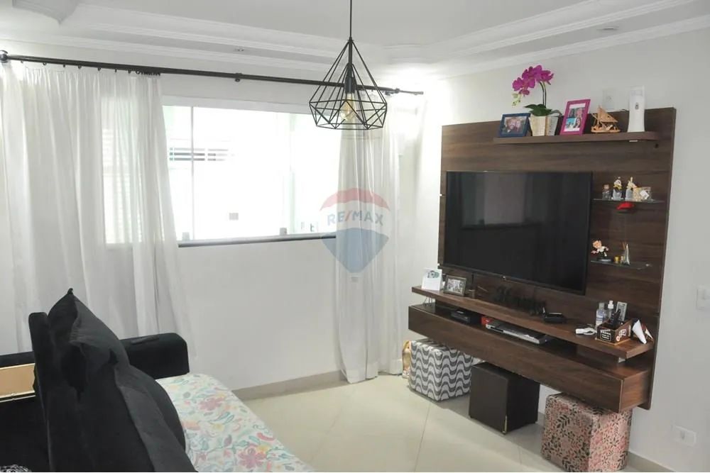 Conjunto de 2 sobrados completos com 2 suites e 2 vagas - Foto 5