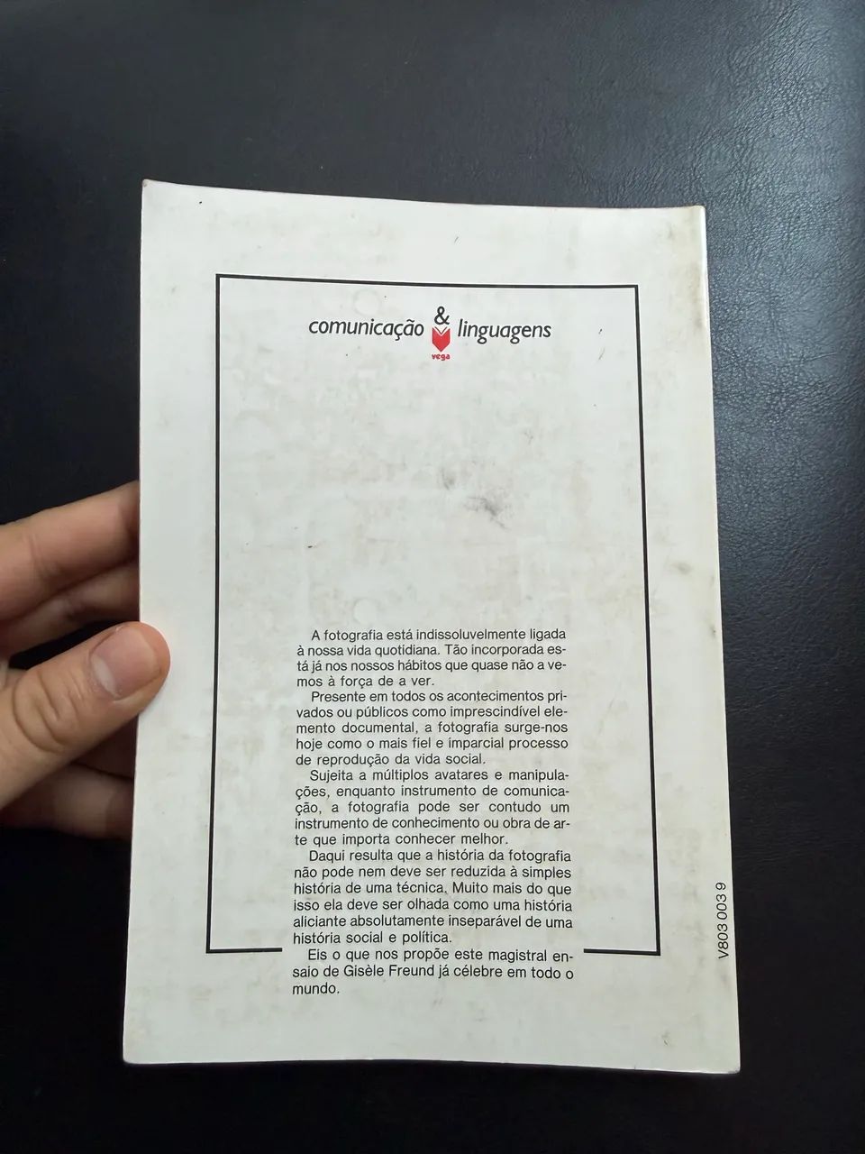 livro FOTOGRAFIA E SOCIEDADE GISÈLE FREUND - Foto 2