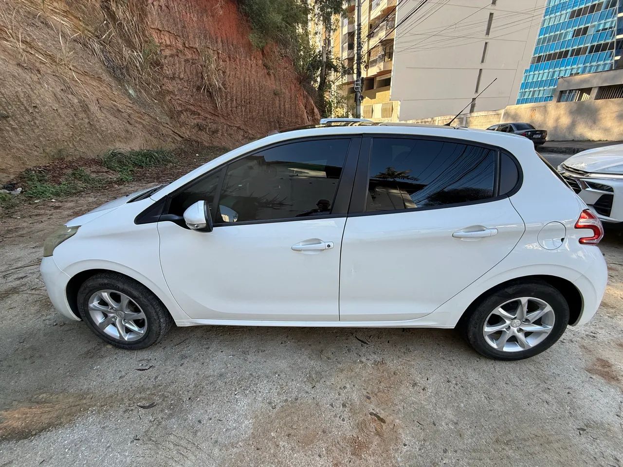 Peugeot 208 2013/2014  - Foto 3