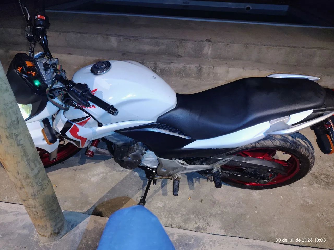 Honda cb 300 - Foto 2