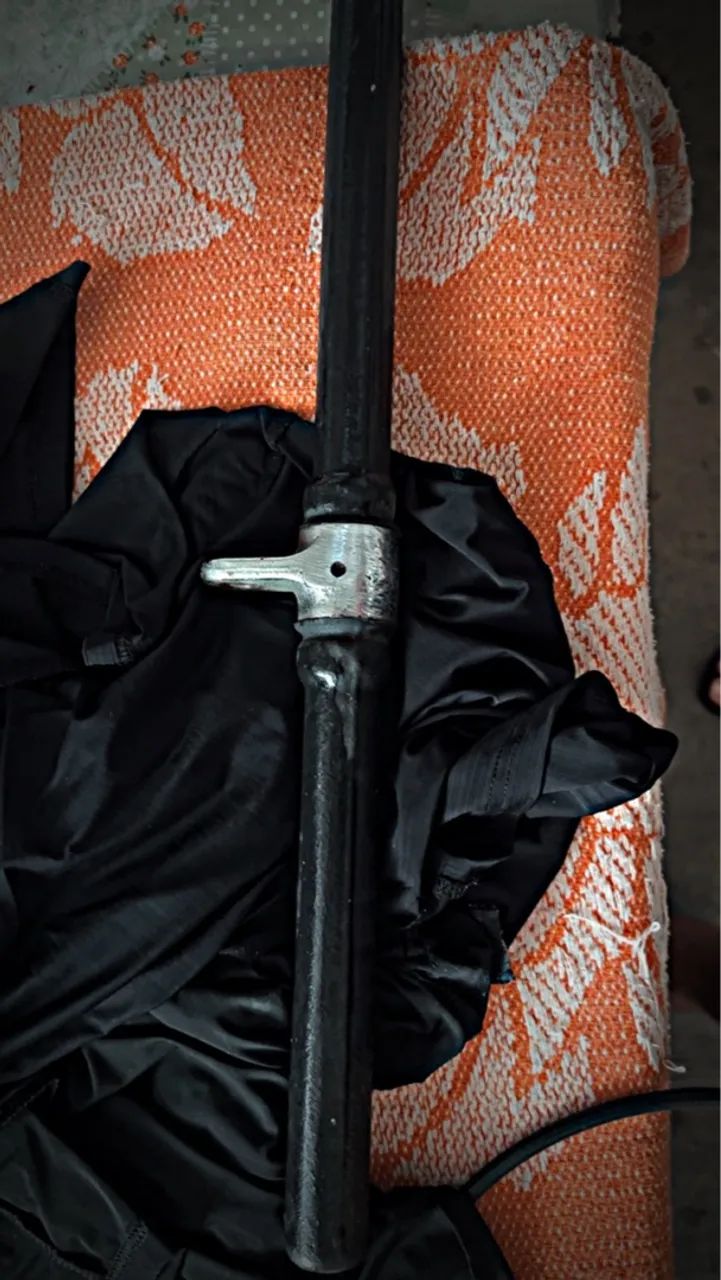 Barras,triângulo e cordas pra vender rápido  - Foto 2