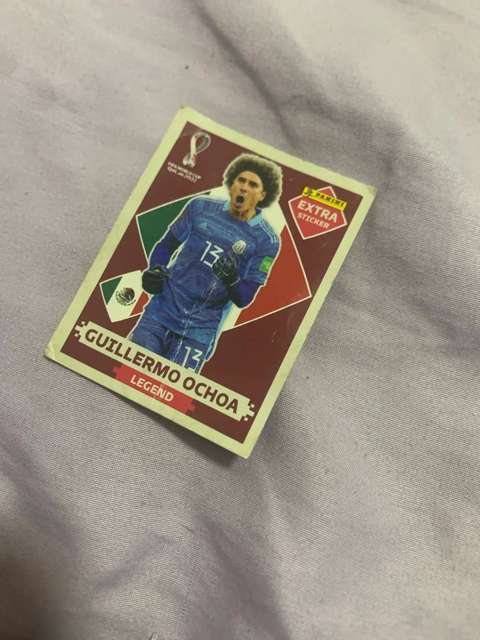 Figurinha do Guilermo Ochoa bronze copa 2022 - Foto 3