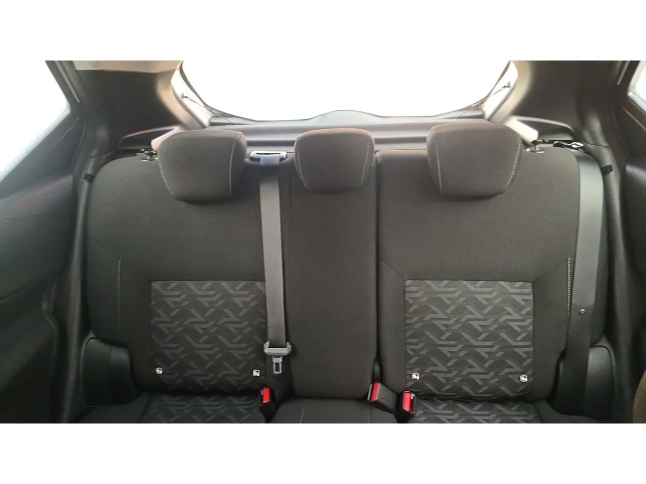 Nissan Kicks Sense 1.6 16V Flex Aut., foto 13 de 16
