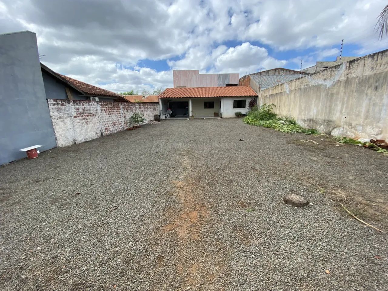 Terreno a venda no Portal das Torres em Maringá