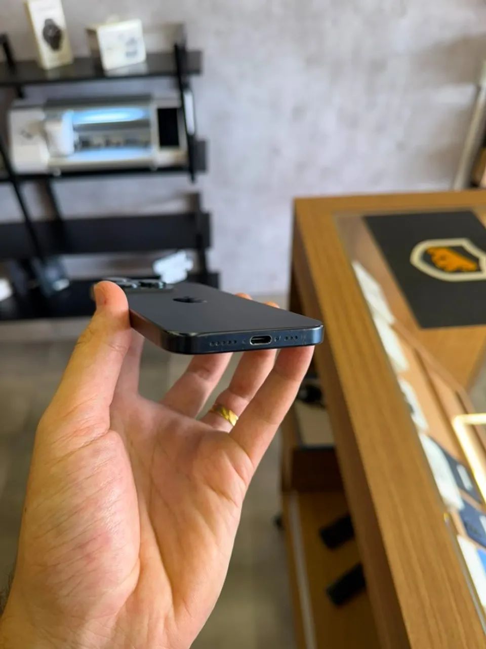iPhone 15 pro 256gb Original (Anápolis) - Foto 3