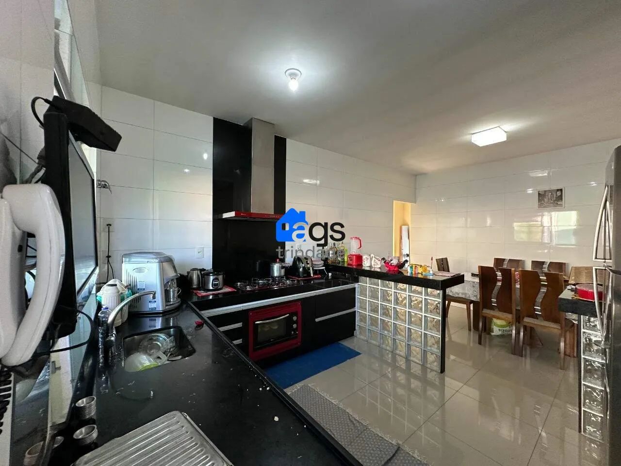 Casa em Bom Destino com 280 m² , 3 quarto(s) , 1 suíte(s) , 4 vaga(s). - Foto 3