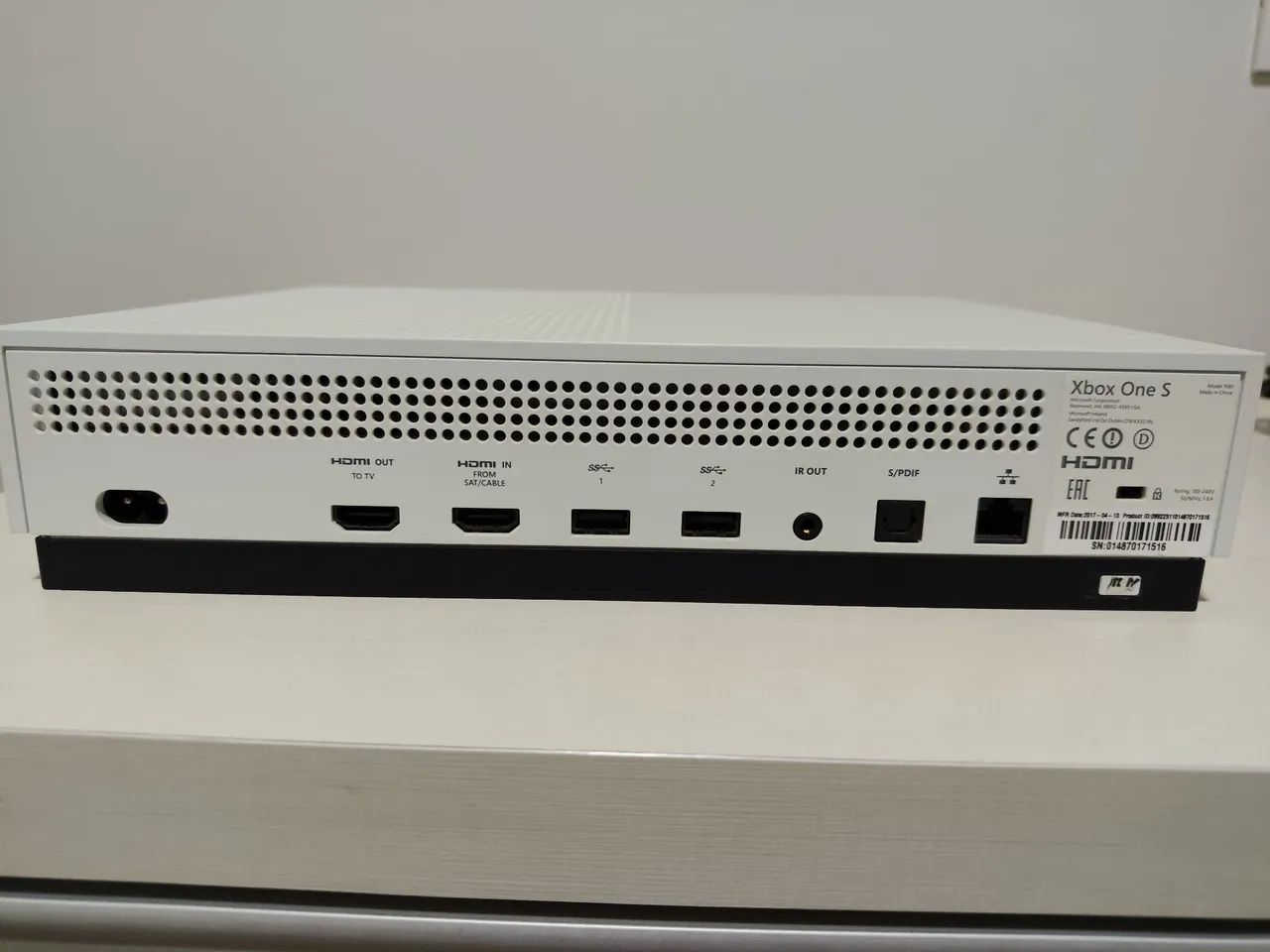 Xbox One S 1TB - Foto 4
