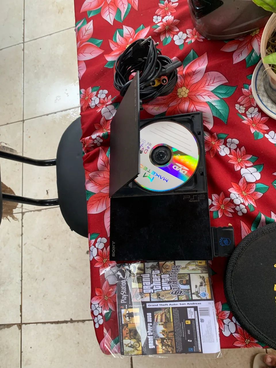 Vendo ps2 zero com memória card - Foto 3