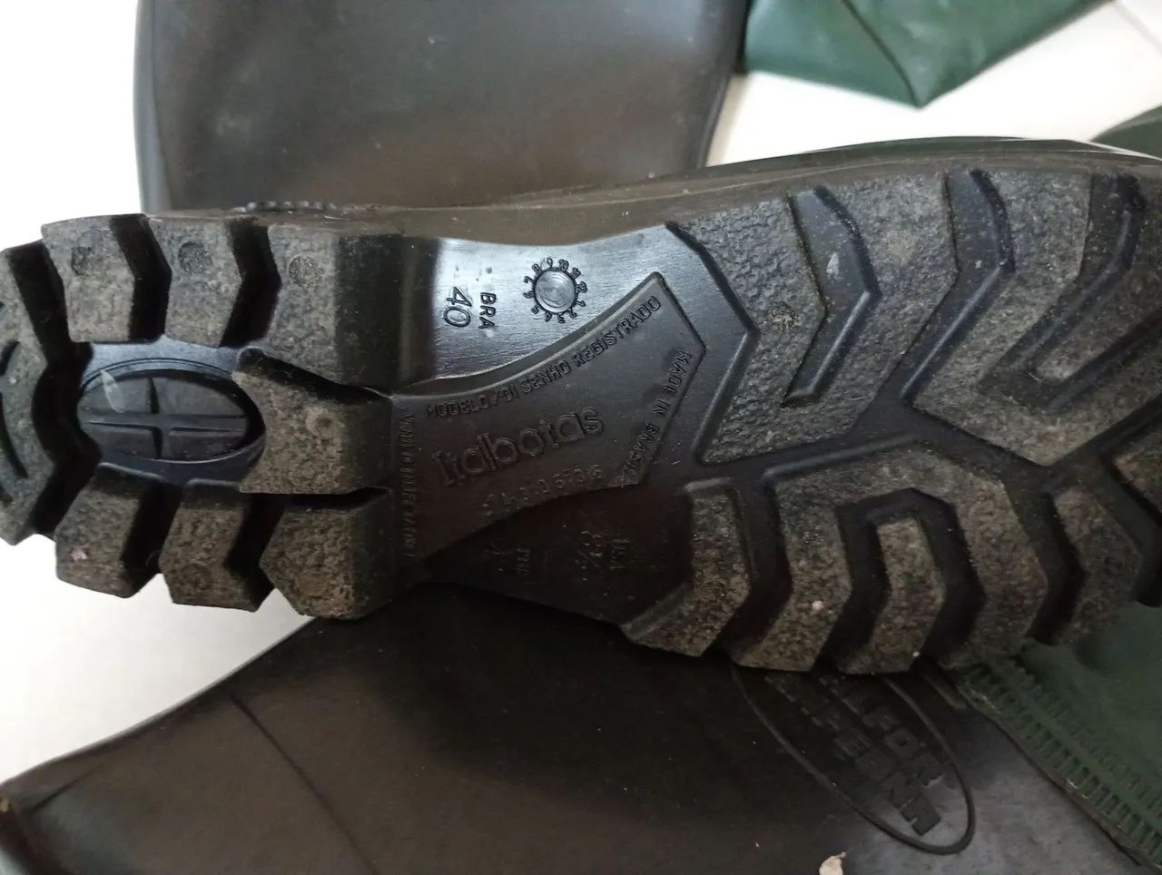 Bota cano longo 40 - Foto 2